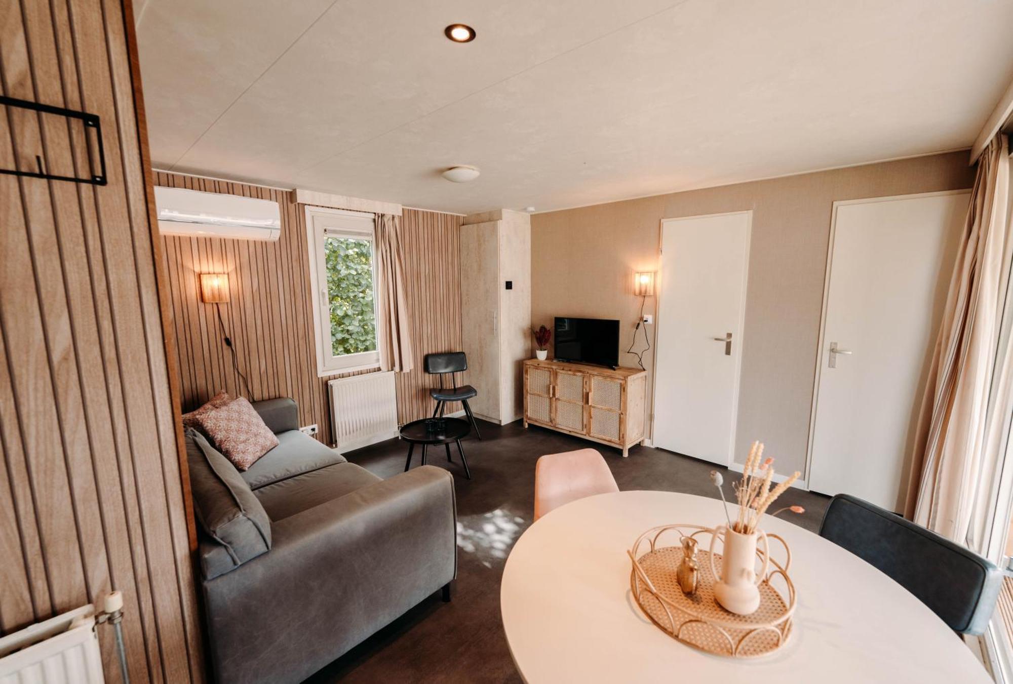 Chalet Tulpenweide - Recreatie Breezand Eksteriør billede